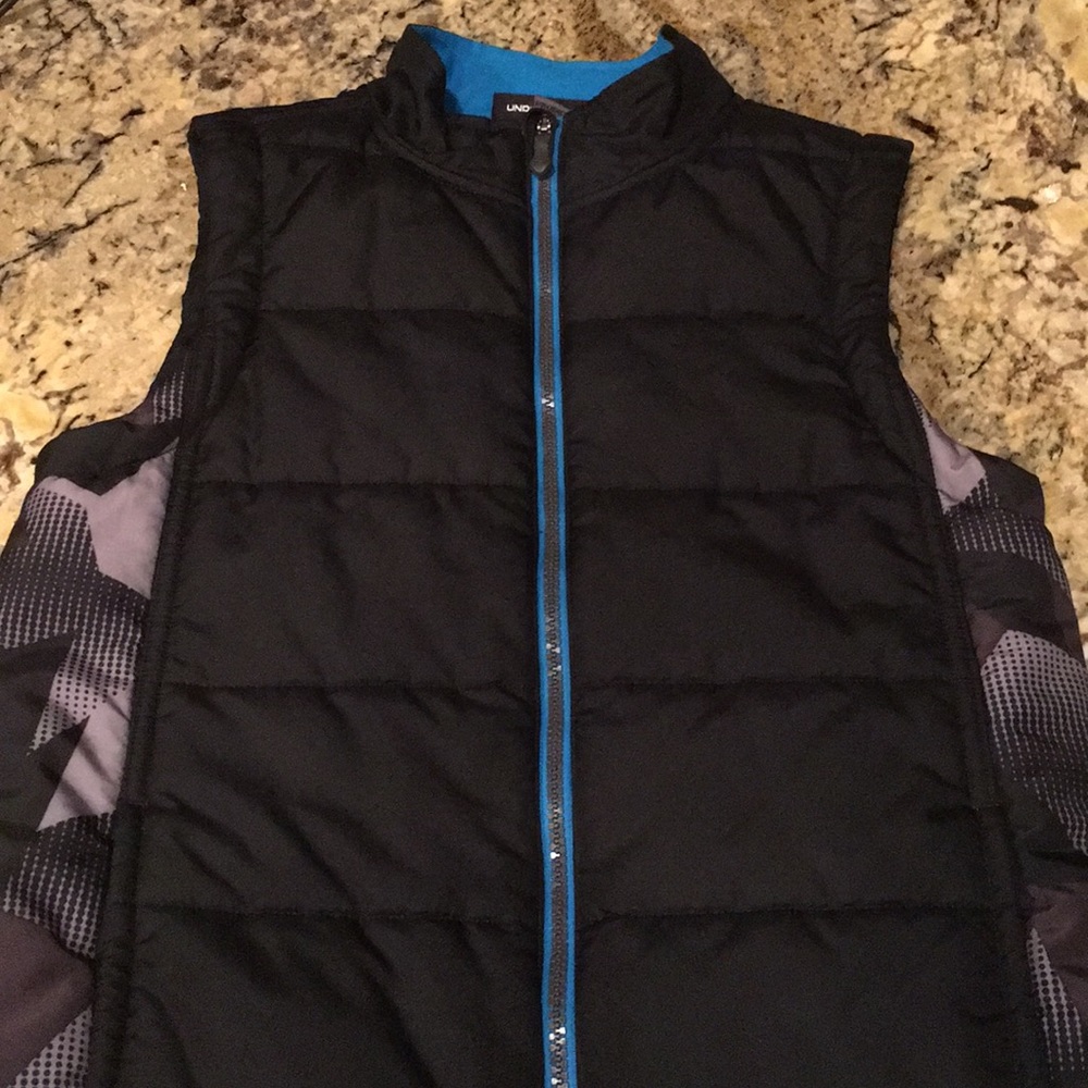 Boys Under Armour Puffer Vest🍎Flash Sale